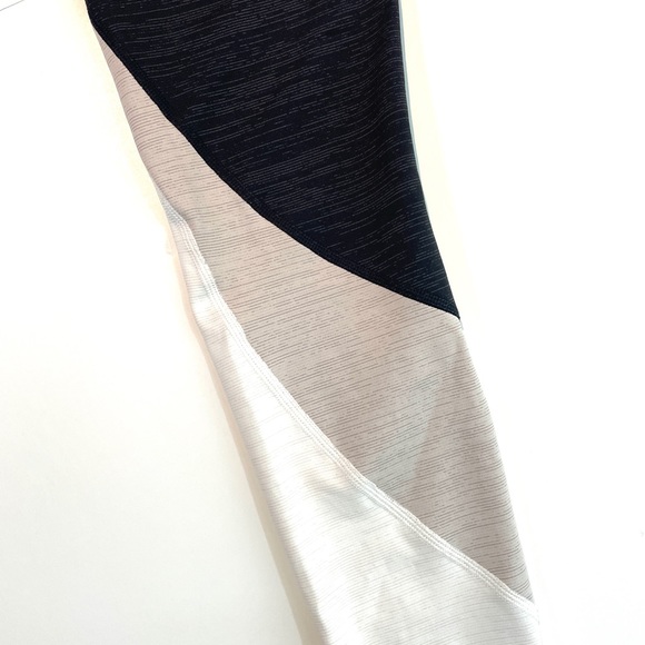 Outdoor Voices High Rise Leggings - Picture 7 of 7